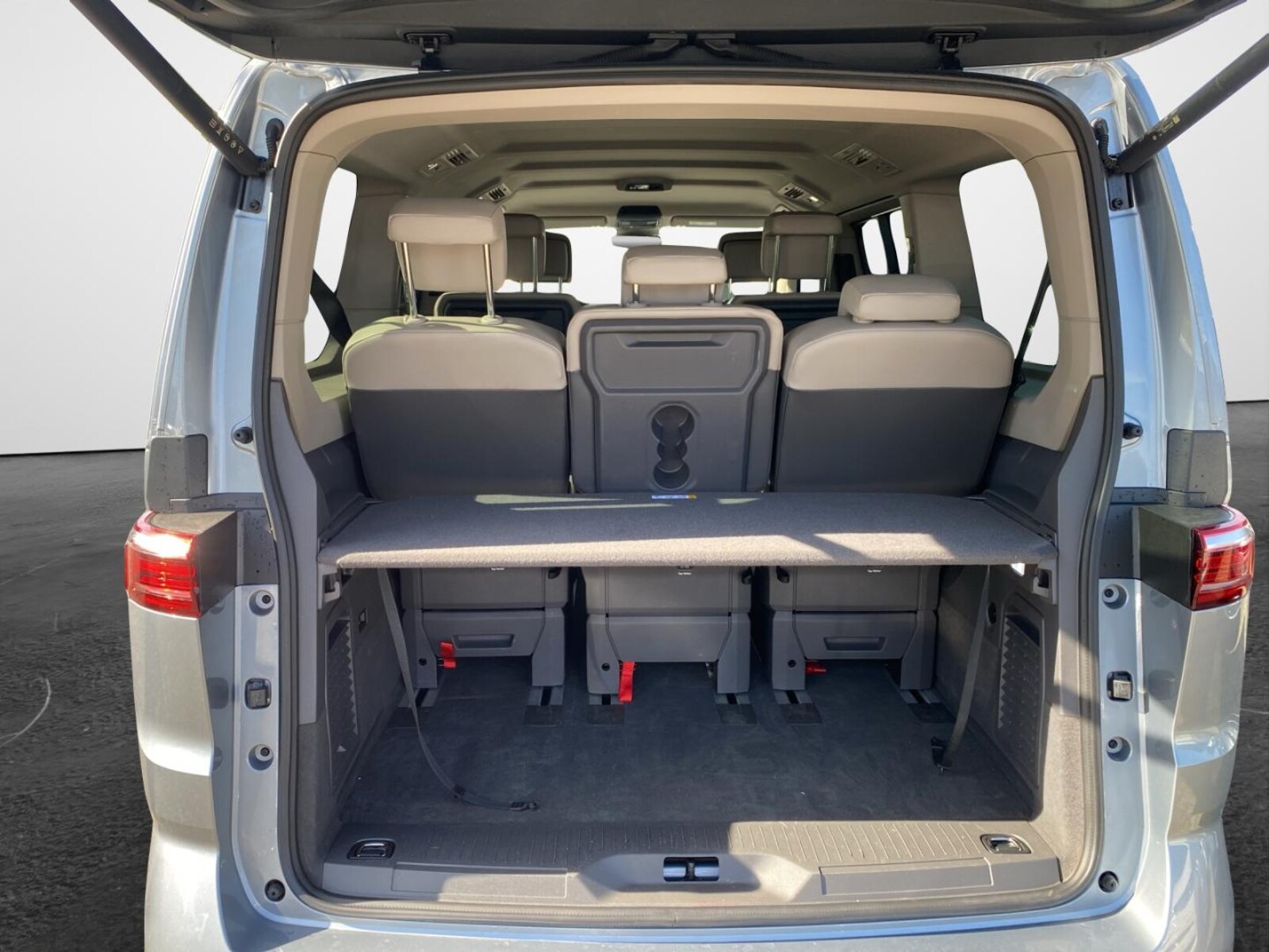 Volkswagen Multivan Langversion – Bild 13