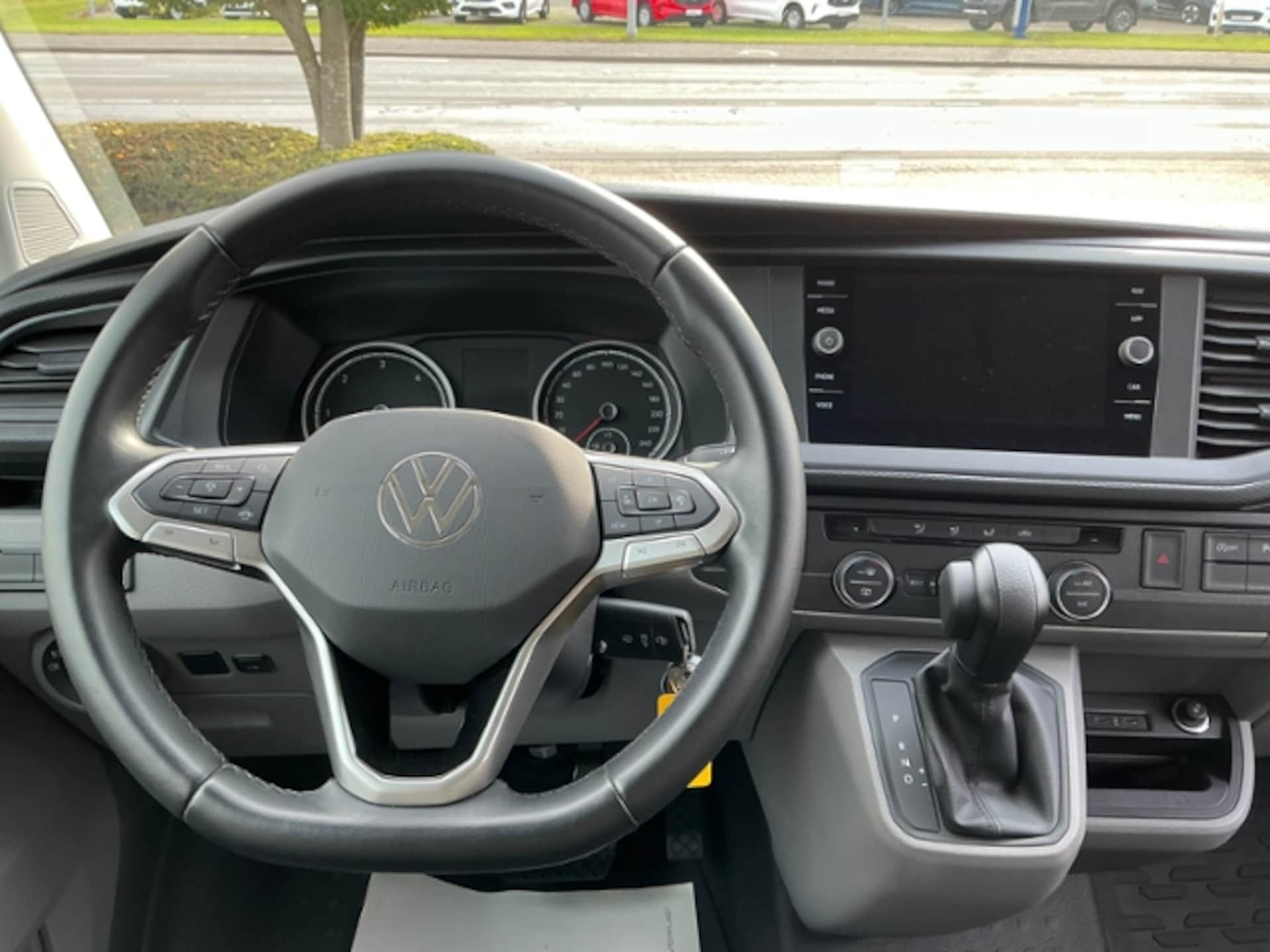 Volkswagen T6.1 Caravelle kurzer Radstand Comfortline