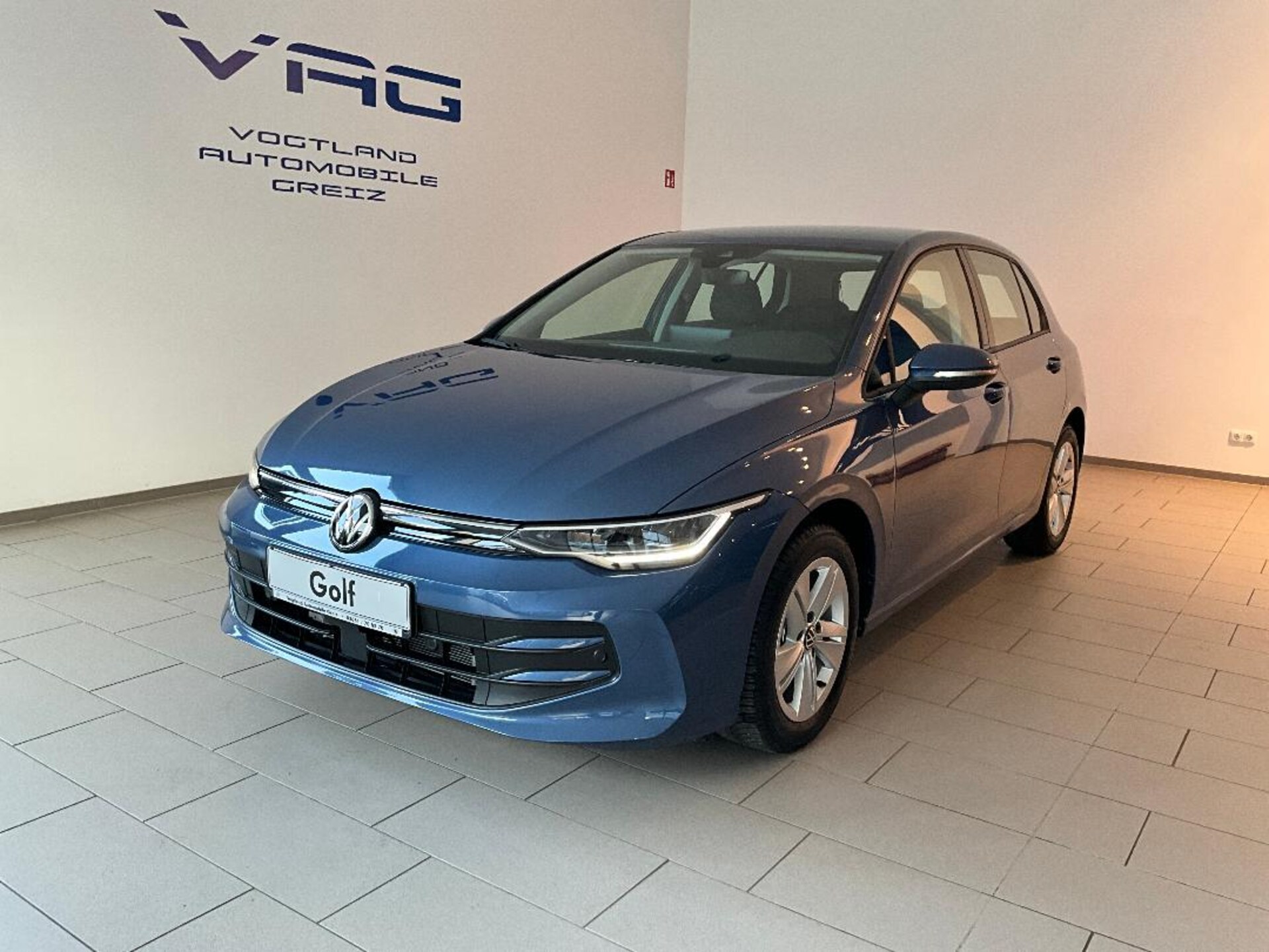 Volkswagen Golf Life