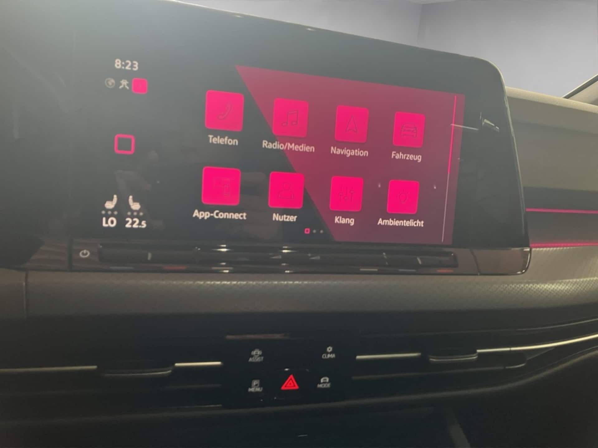 Volkswagen Golf Active