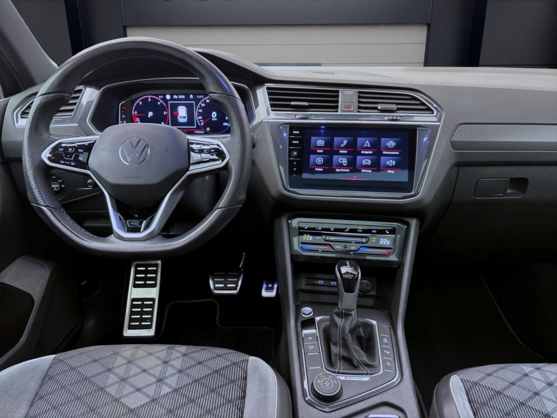 Volkswagen Tiguan R-Line