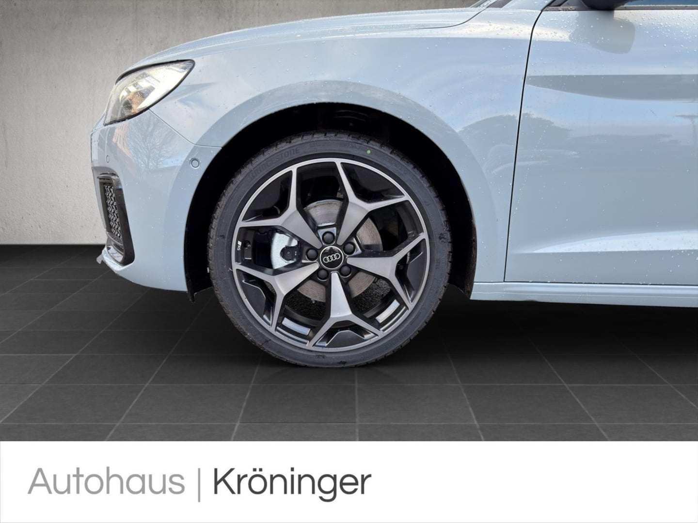 Bild über Audi A1 Sportback advanced 30 TFSI S tronic - für weitere Informationen kontaktieren Sie den Audi Partner