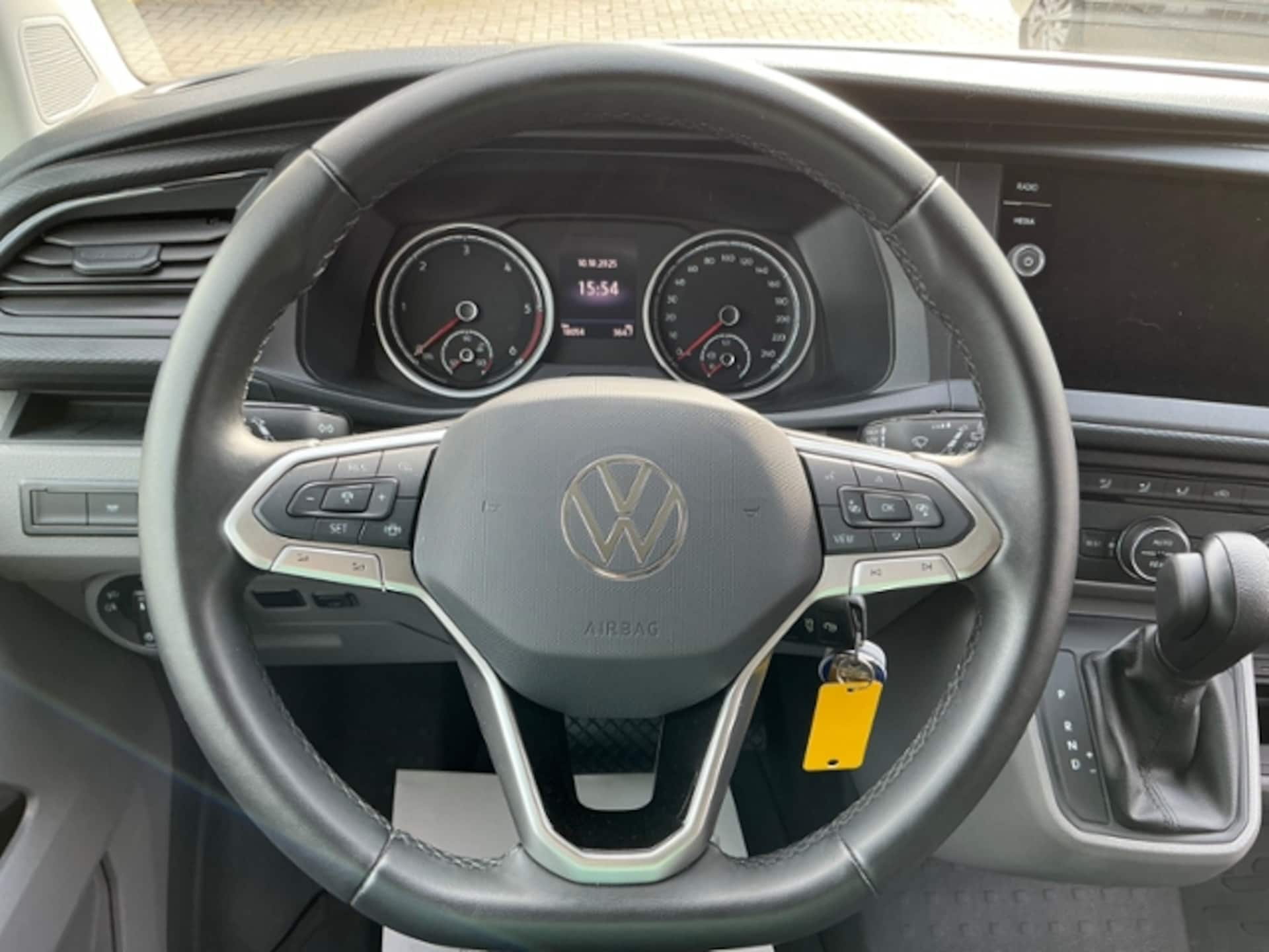 Volkswagen T6.1 Caravelle kurzer Radstand Comfortline