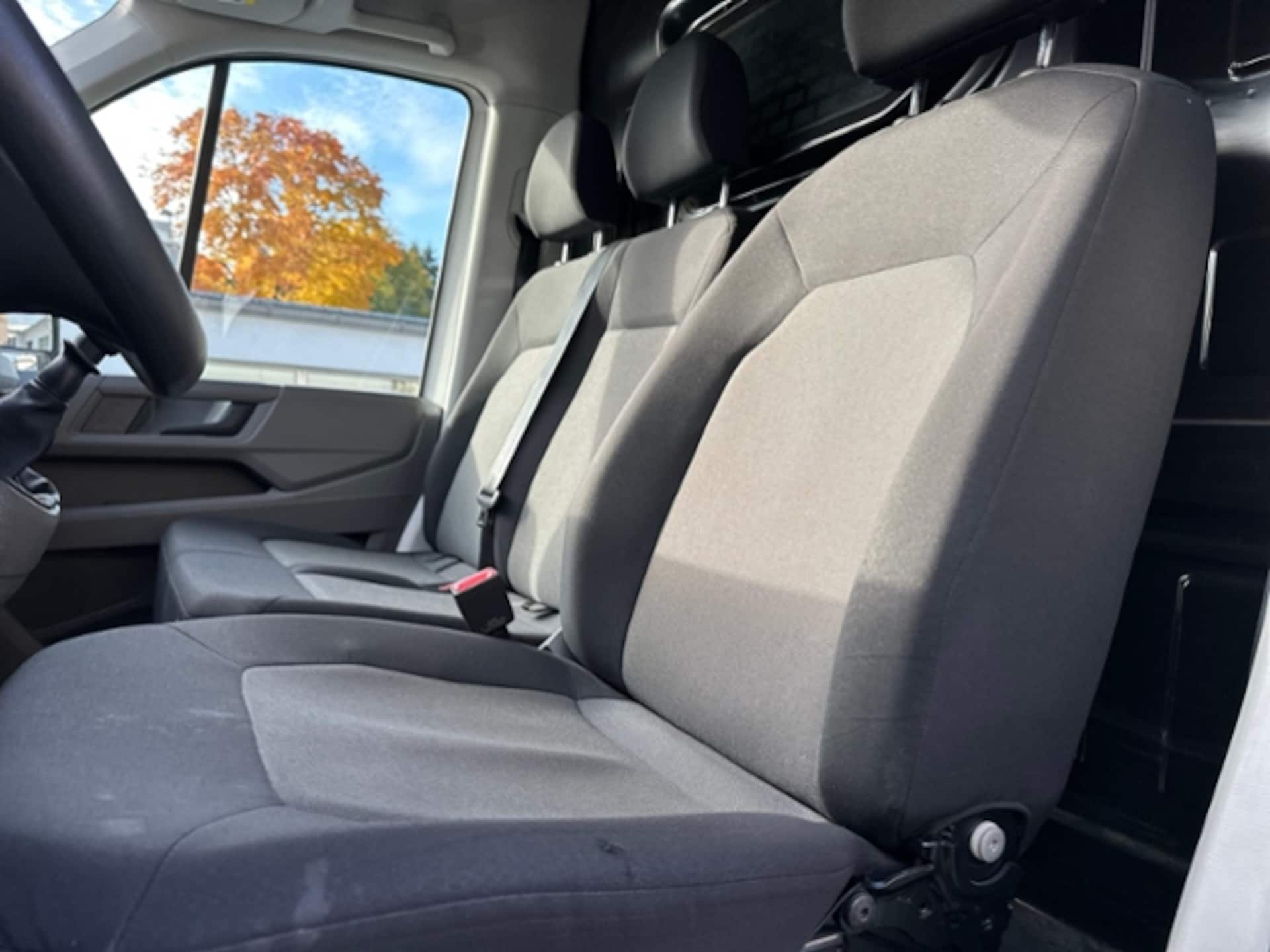 Volkswagen Crafter Kasten langer Radstand