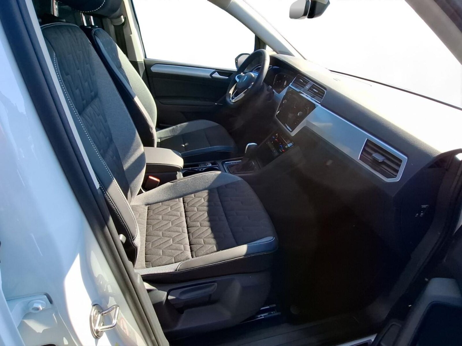 Volkswagen Touran – Bild 9