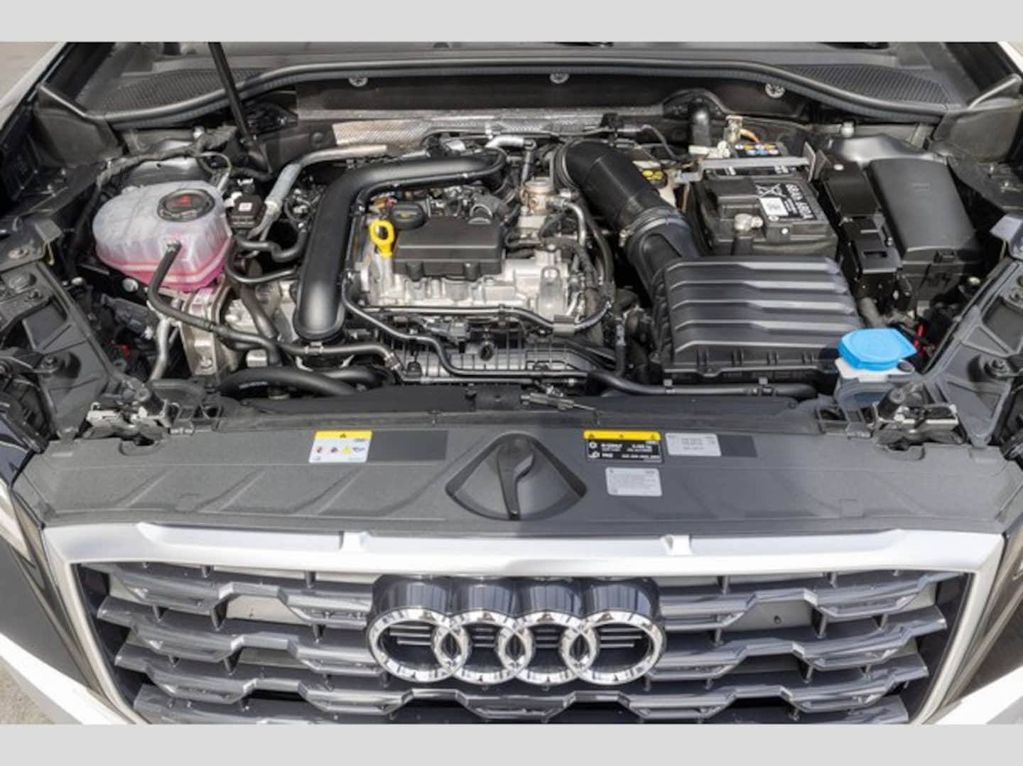 Bild über Audi Q2 advanced 30 TFSI Schaltgetriebe - für weitere Informationen kontaktieren Sie den Audi Partner