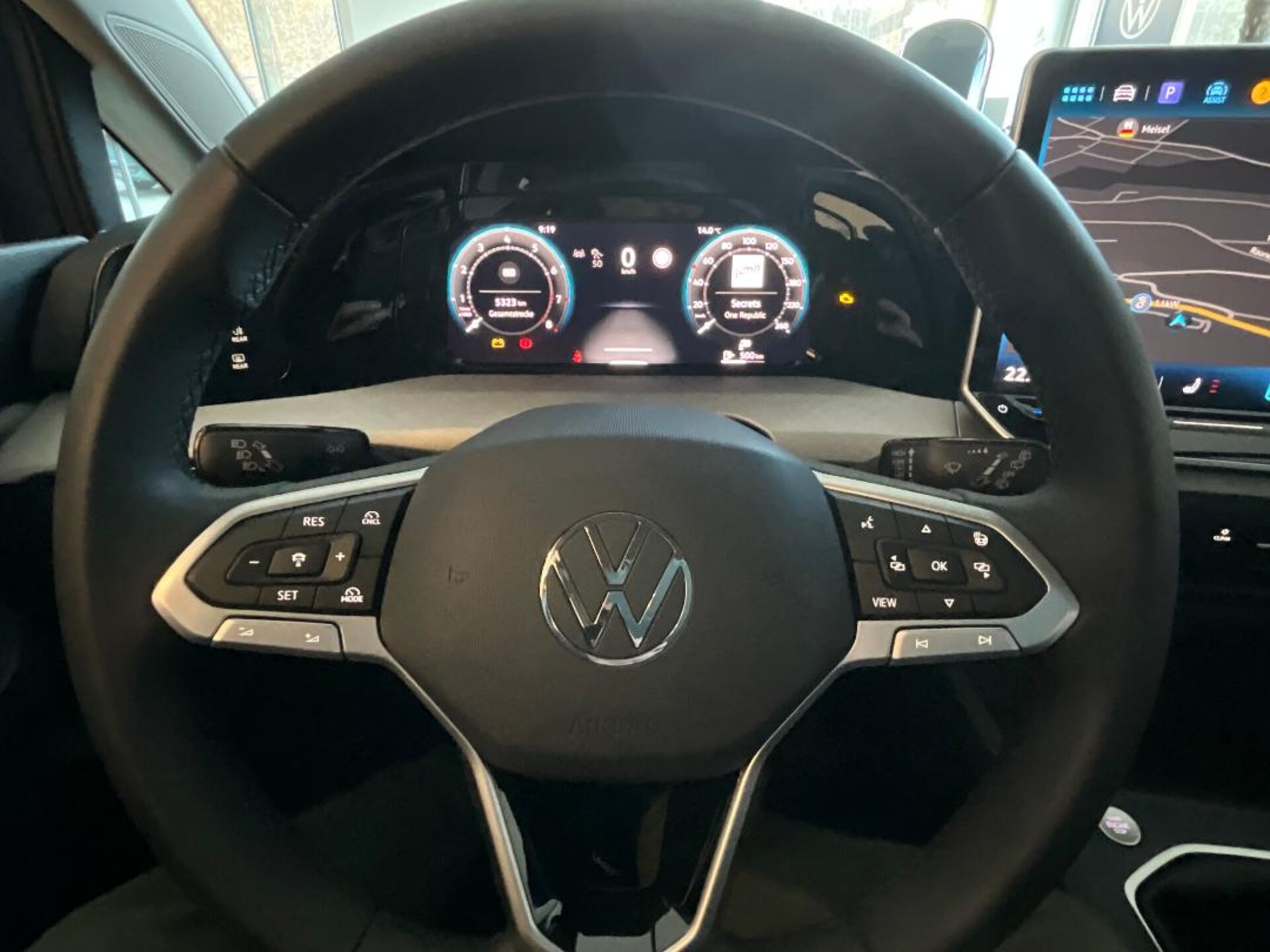 Volkswagen Golf Life