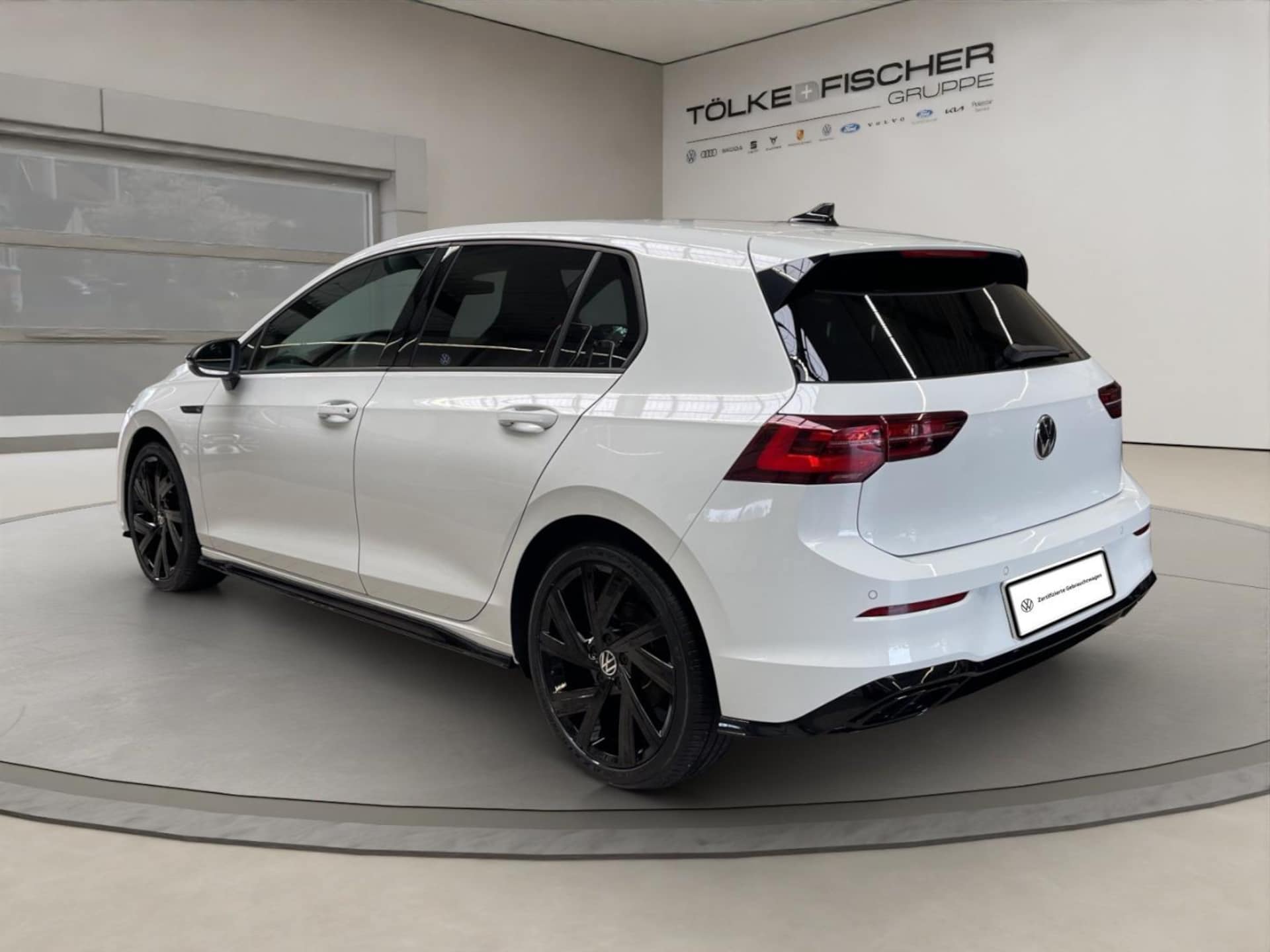 Volkswagen Golf R-Line