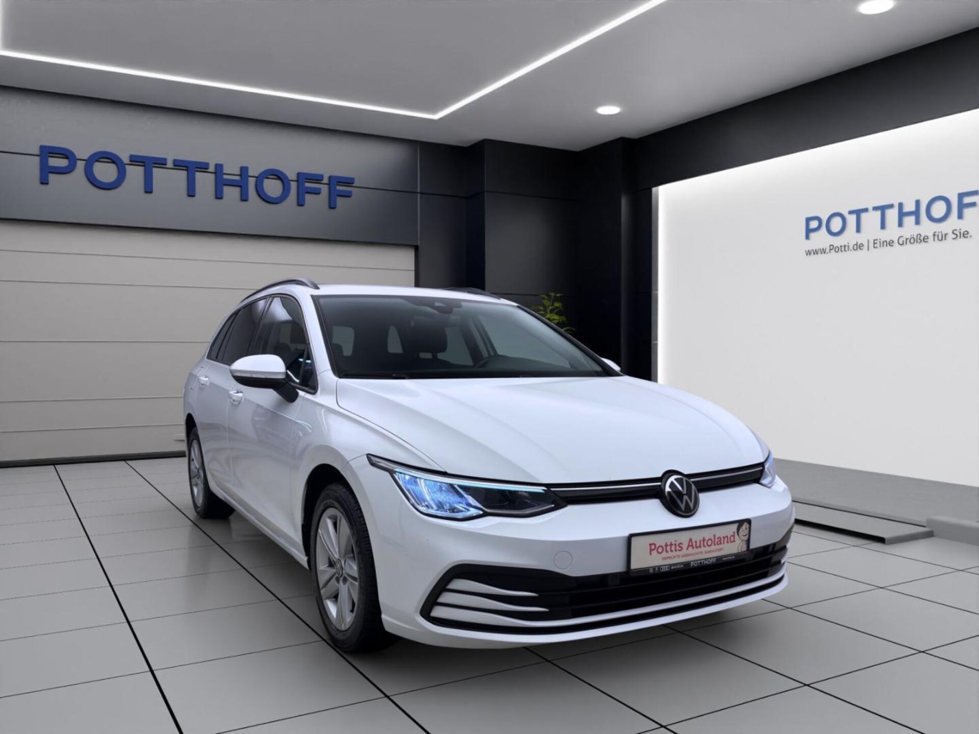 Volkswagen Golf Variant Life
