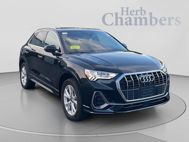 Photo of 2024 Audi Q3 SUV 