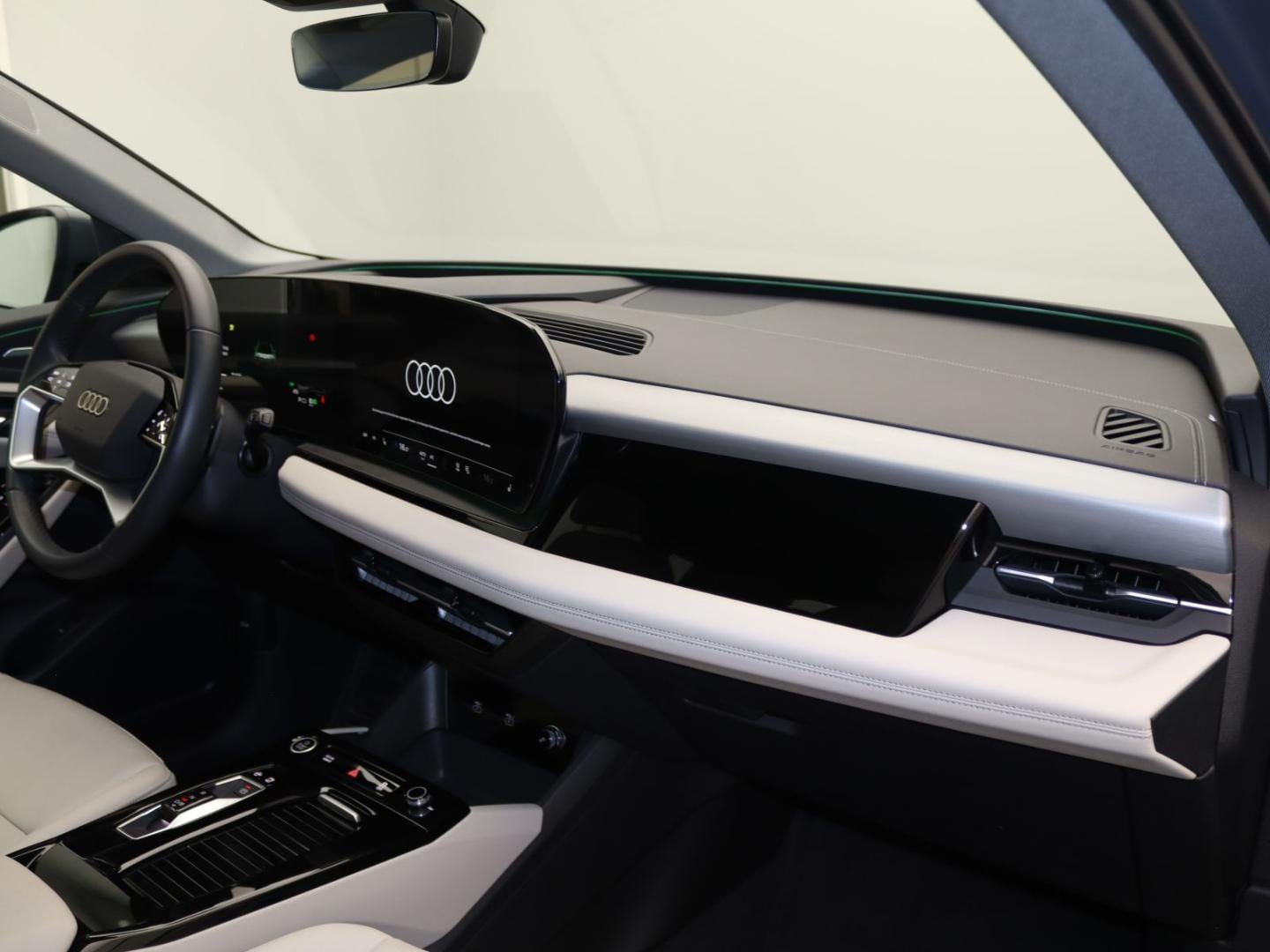 Bild über Audi Q6 SUV e-tron e-tron quattro - für weitere Informationen kontaktieren Sie den Audi Partner
