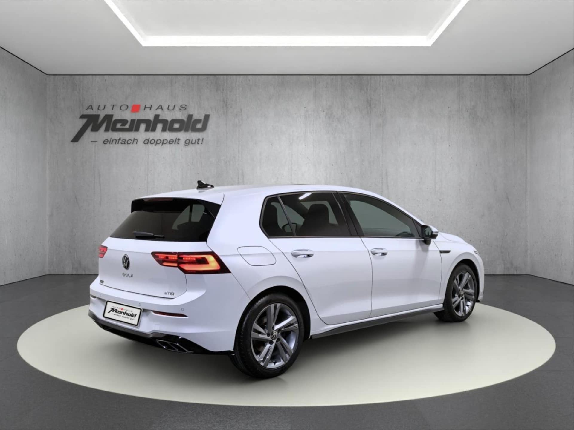 Volkswagen Golf R-Line