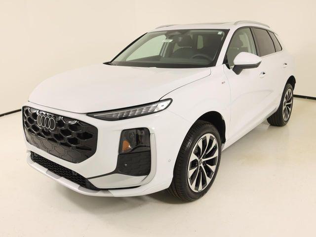 2026 Audi Q3 S line quattro's photo