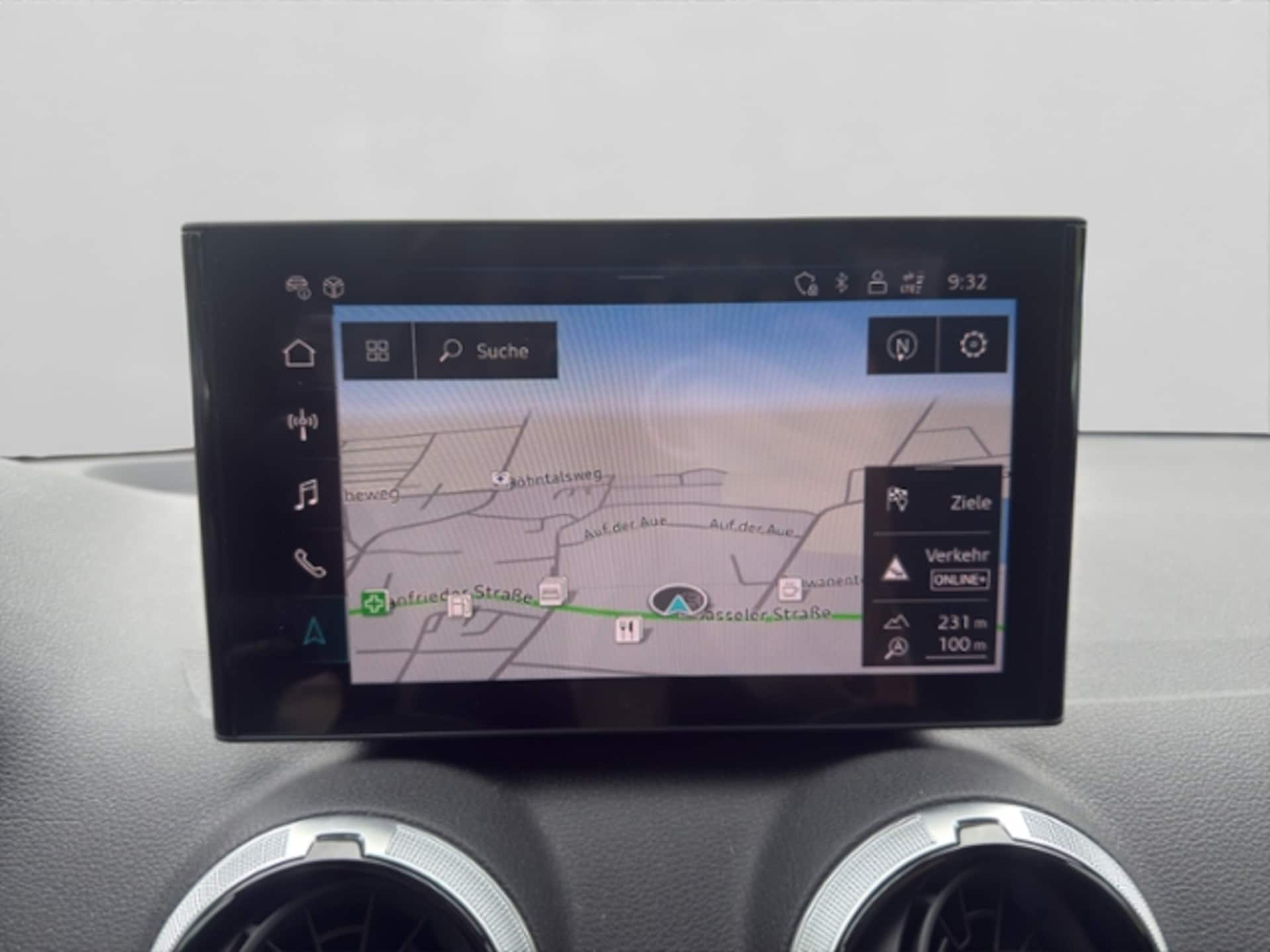 Audi Q2 S line