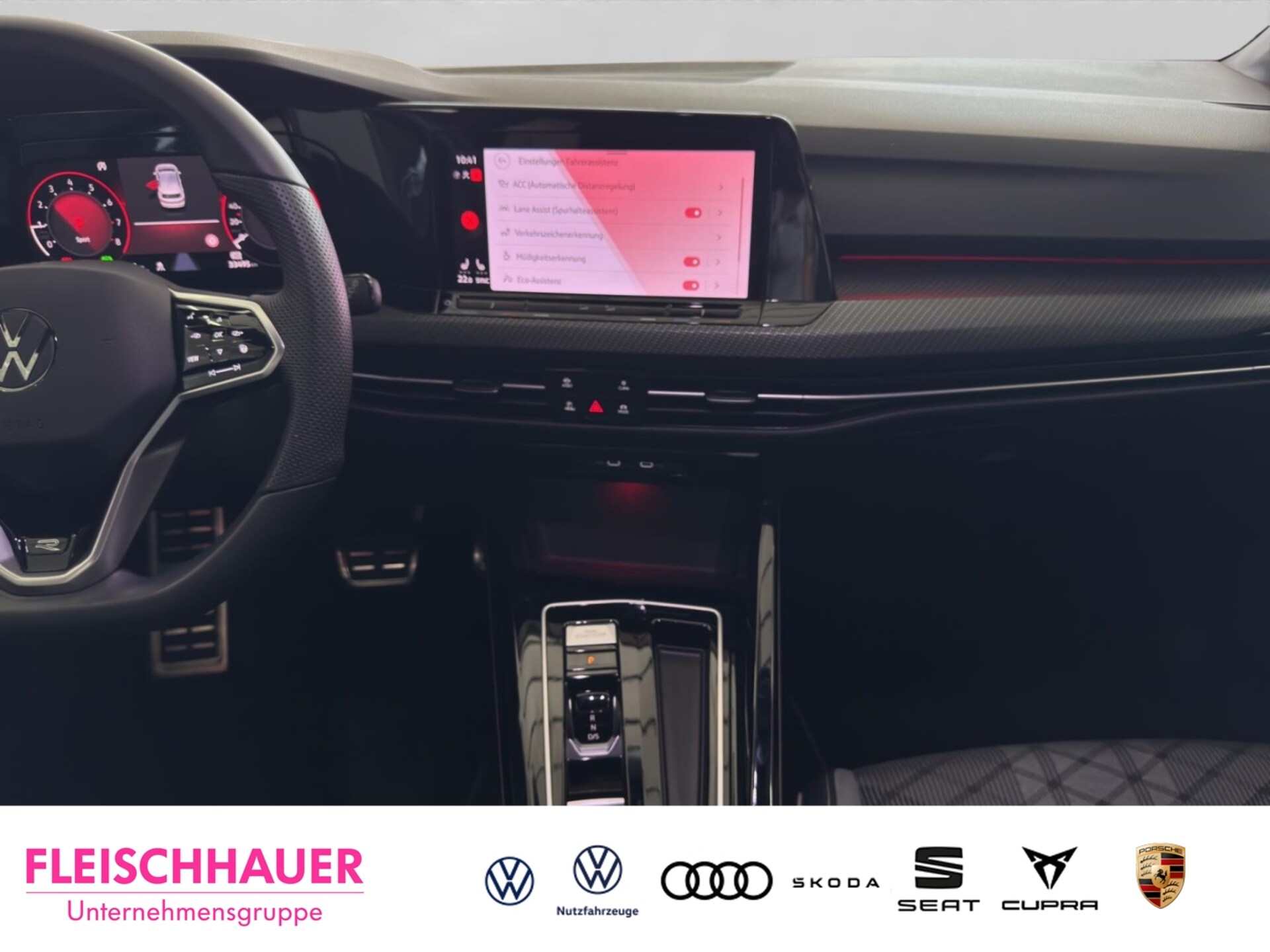 Volkswagen Golf R-Line