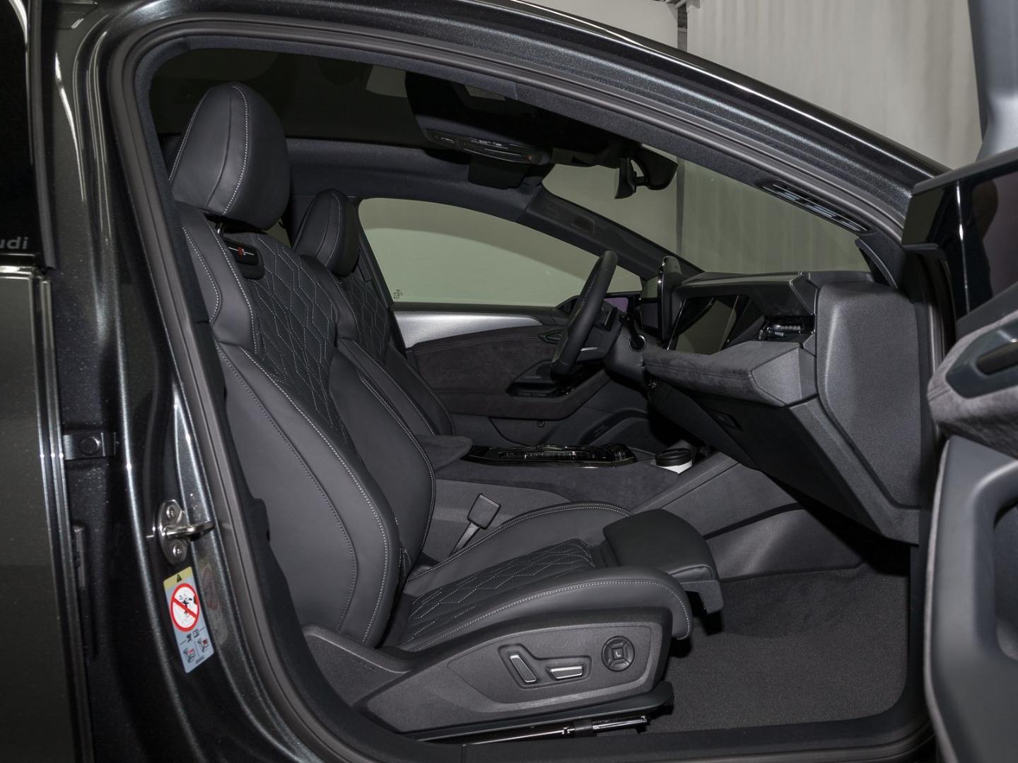 Image about Audi S6 Avant e-tron e-tron