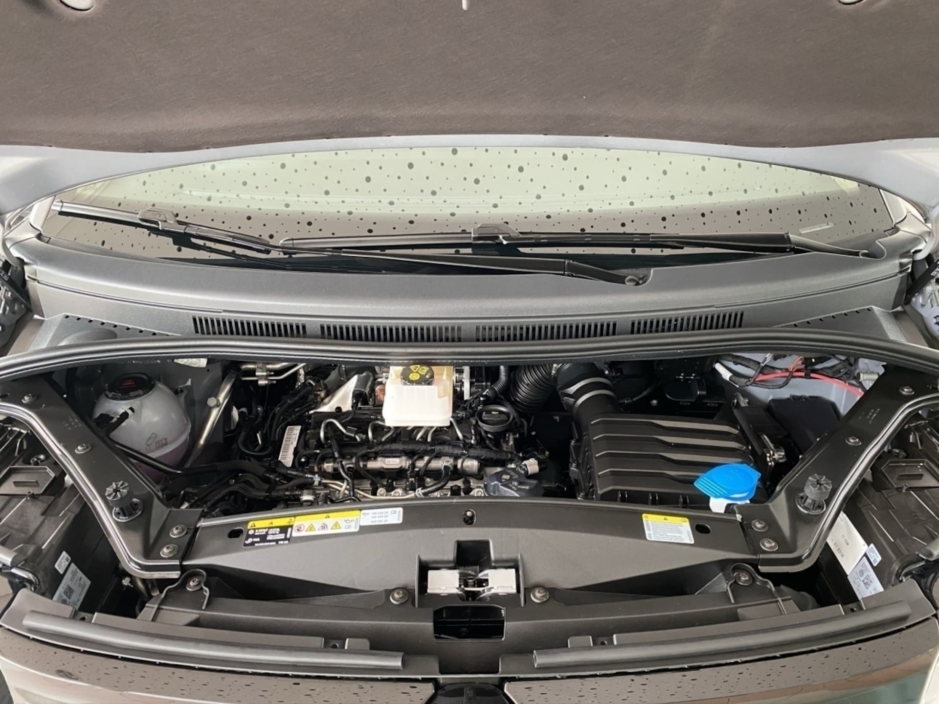 Volkswagen Multivan Basis-Modell