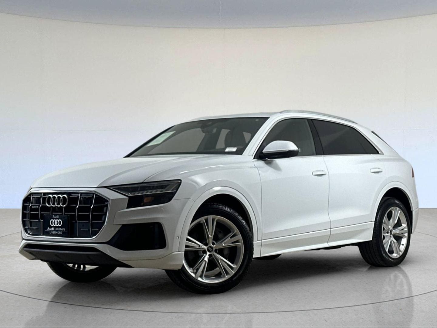 2023 Audi Q8
