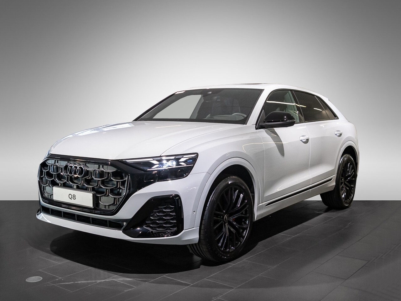 Image about Audi Q8 SUV 45 TDI quattro tiptronic