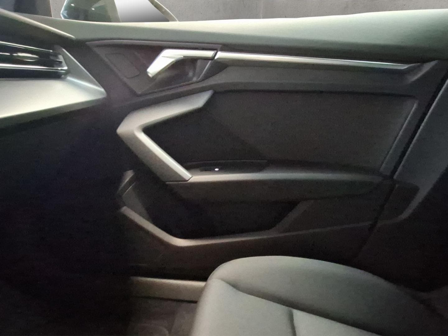 Bild über Audi A3 allstreet TFSI e 40 TFSI e S tronic - für weitere Informationen kontaktieren Sie den Audi Partner