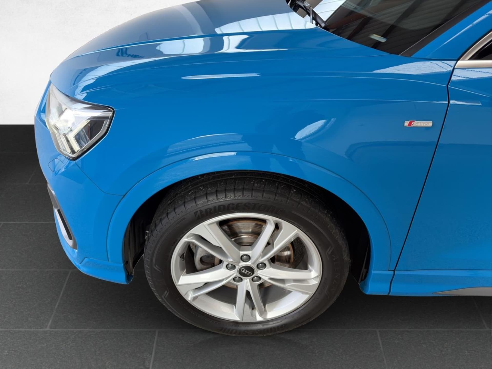 Audi Q3 SUV S line