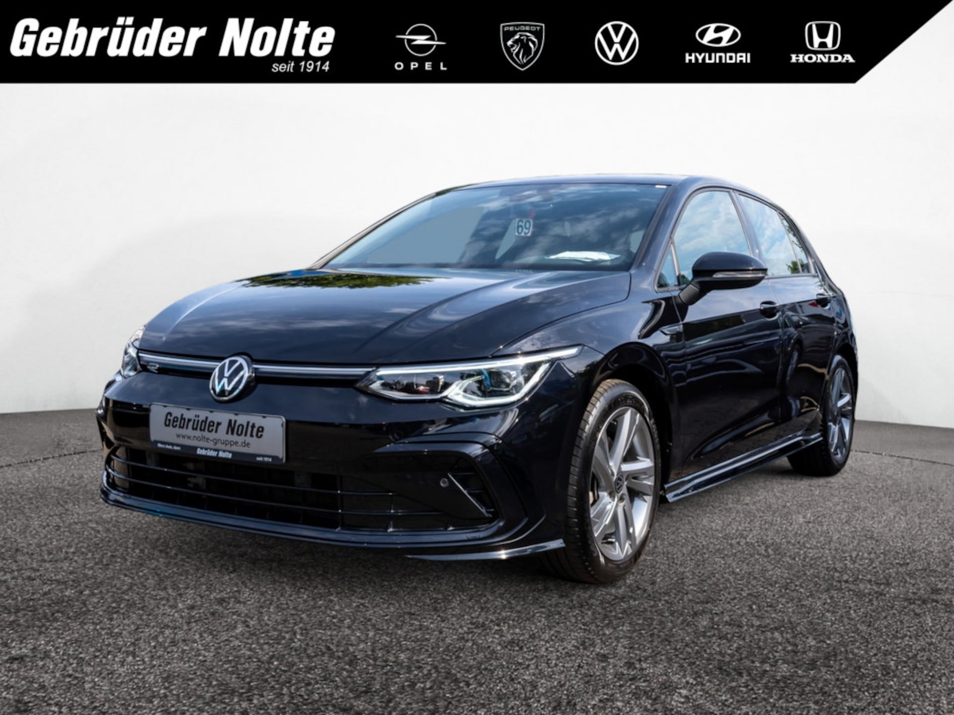 Volkswagen Golf R-Line