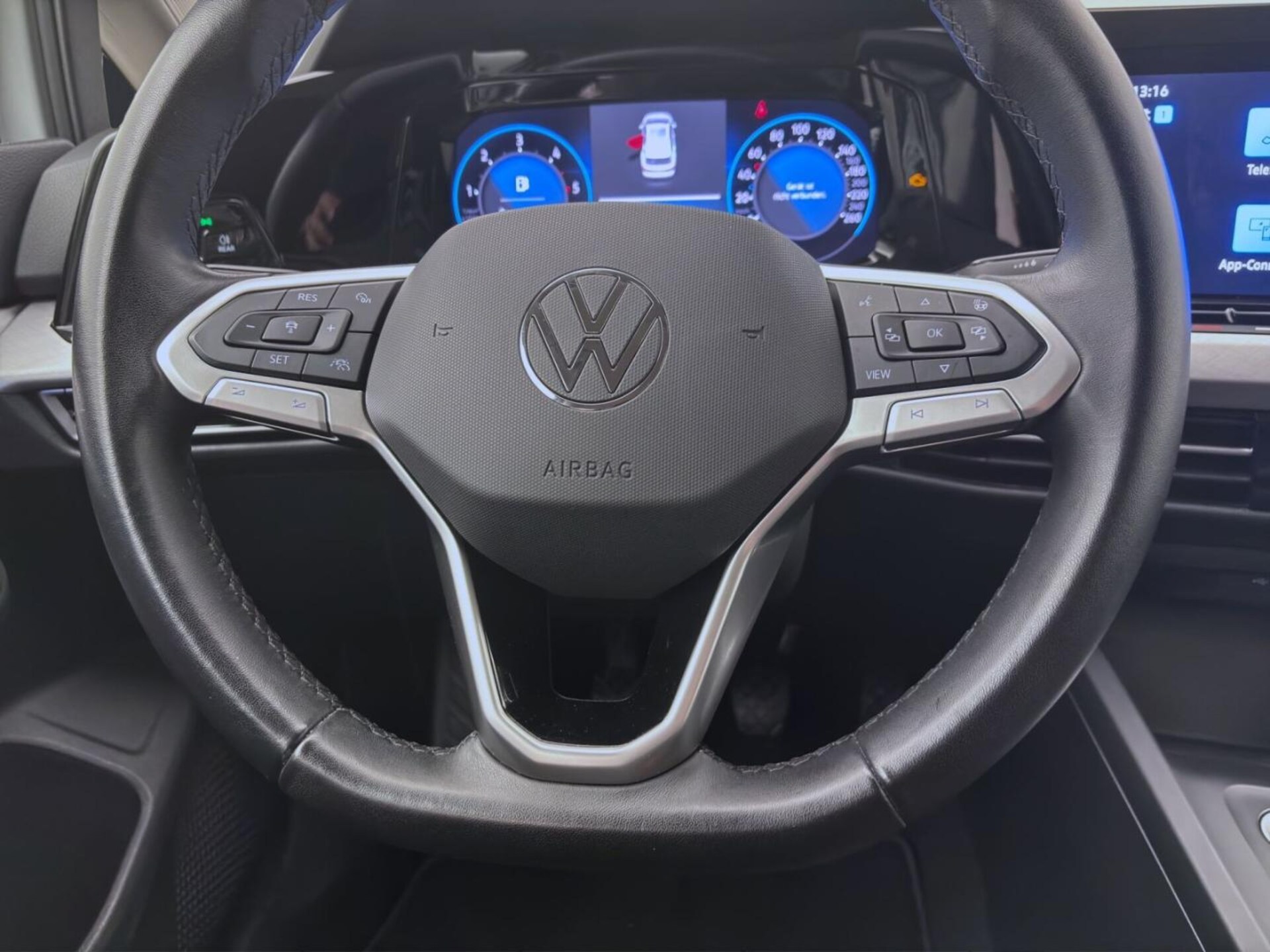 Volkswagen Golf Variant Life