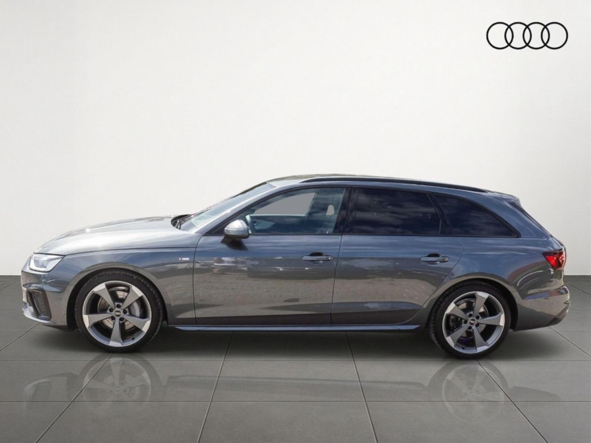 Audi A4 Avant S line