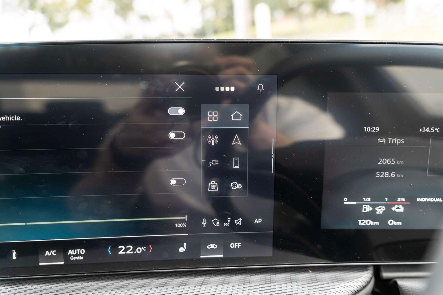 Image about Audi Q5 SUV e-hybrid quattro S tronic