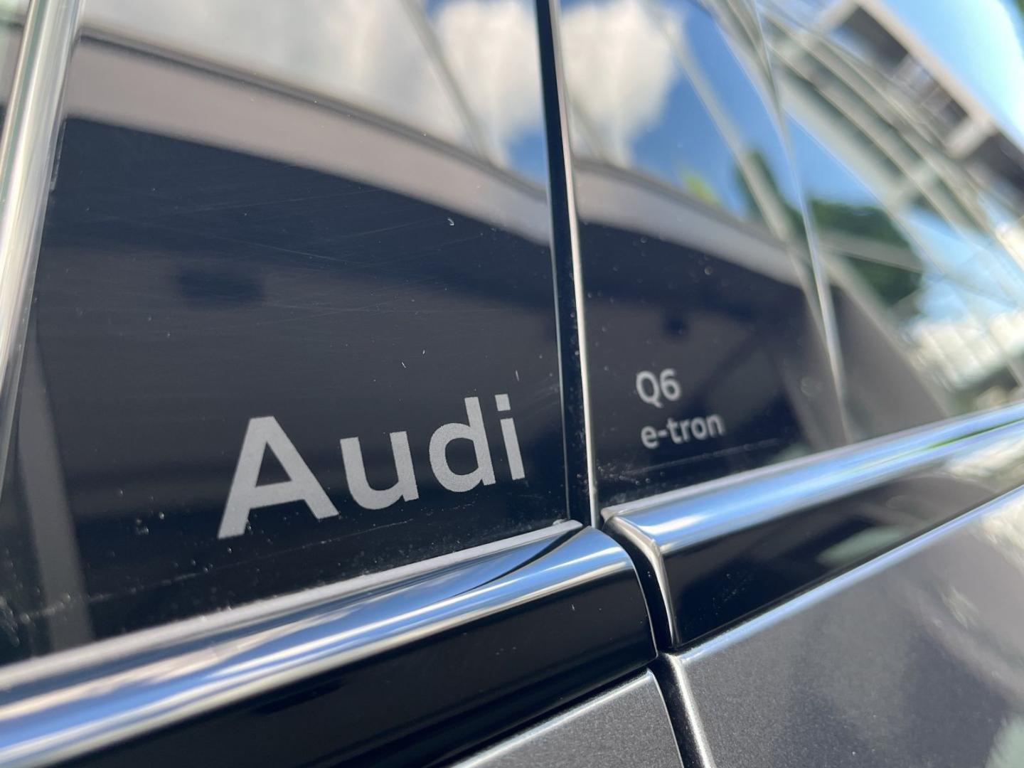Image about Audi Q6 SUV e-tron e-tron performance