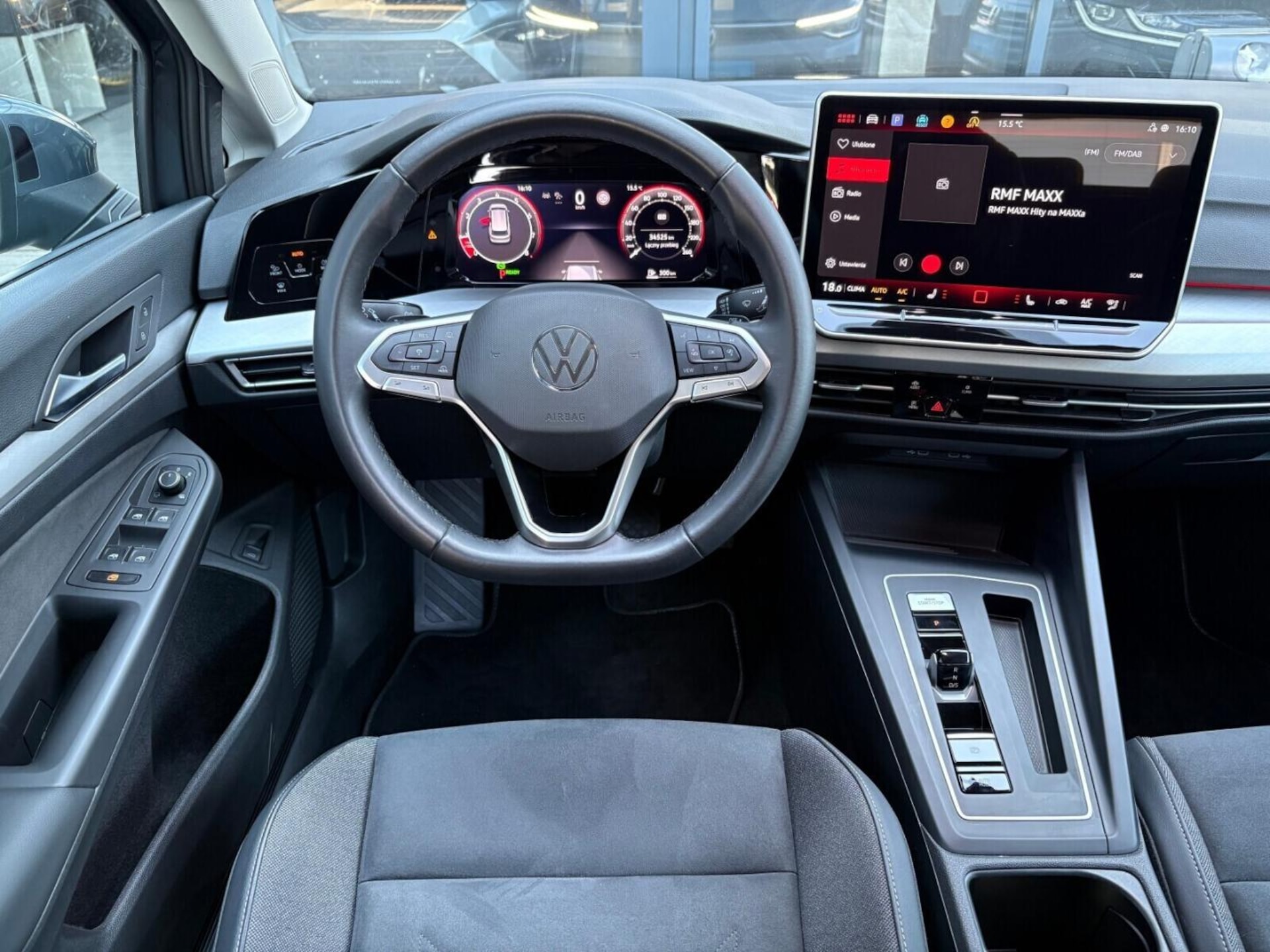 Volkswagen Golf Variant Life