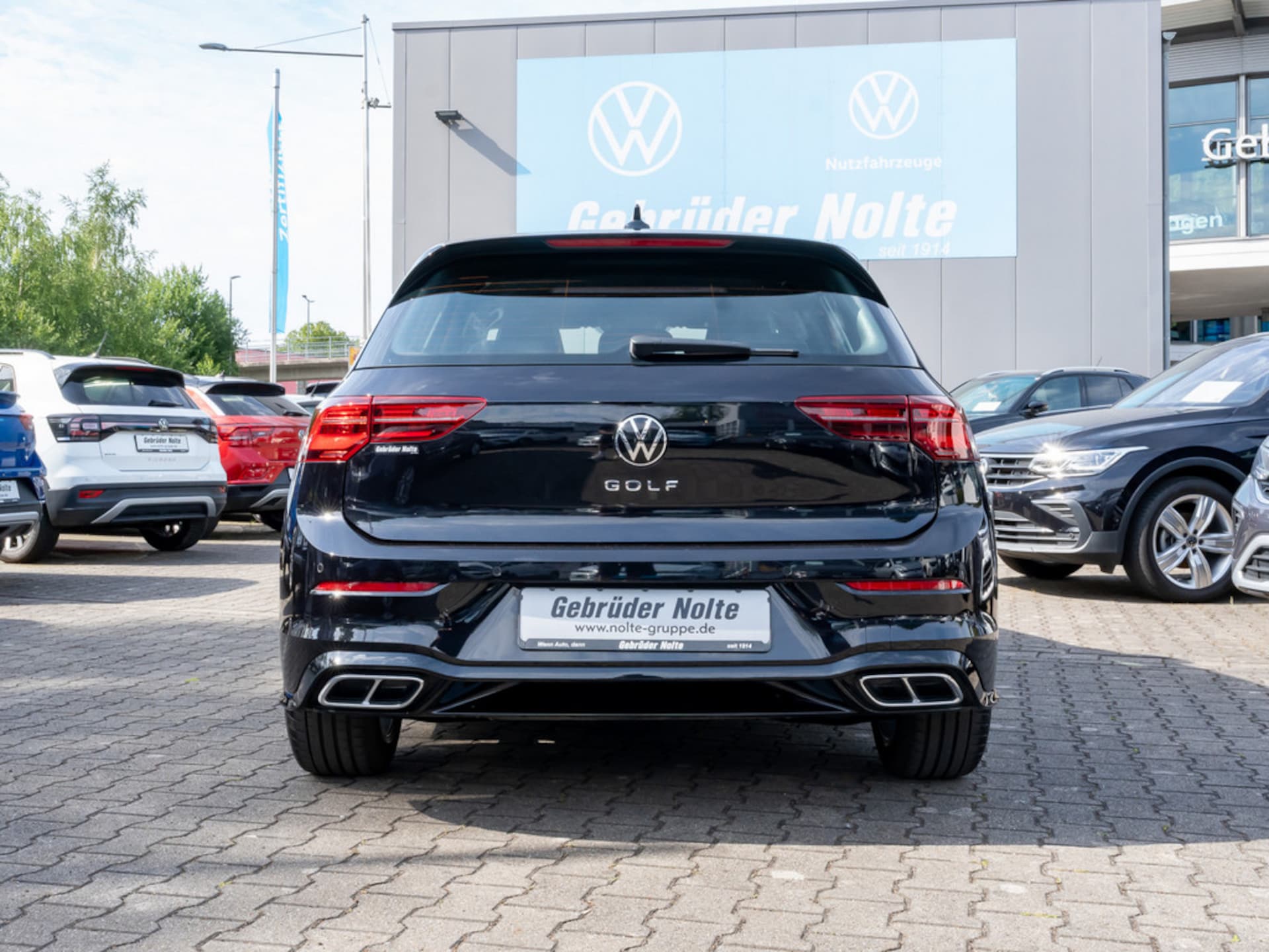 Volkswagen Golf R-Line