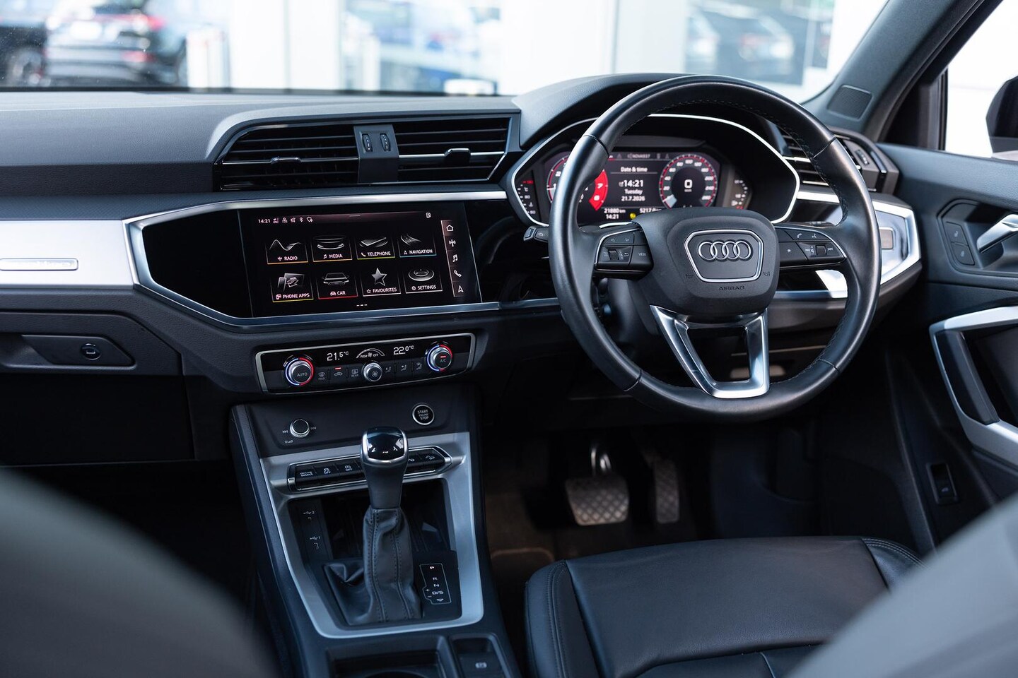 Image about Audi Q3 40 TFSI quattro S tronic
