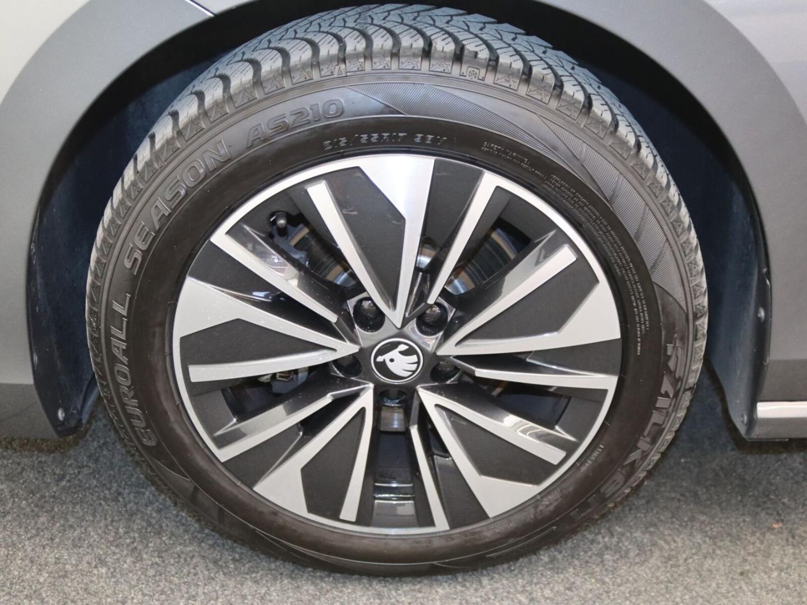 Škoda Superb Combi – Bild 13