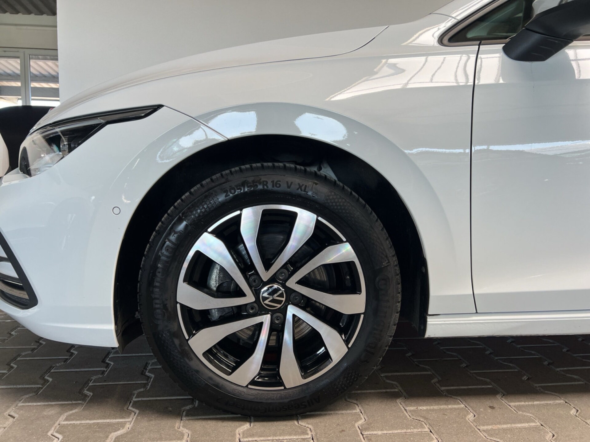 Volkswagen Golf Active