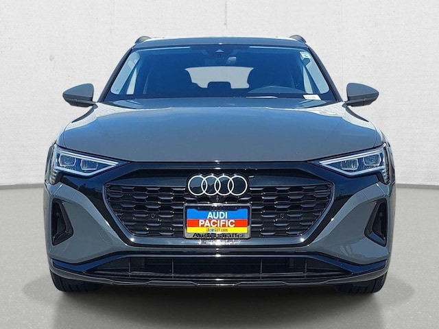 2024 Audi Q8 e-tron