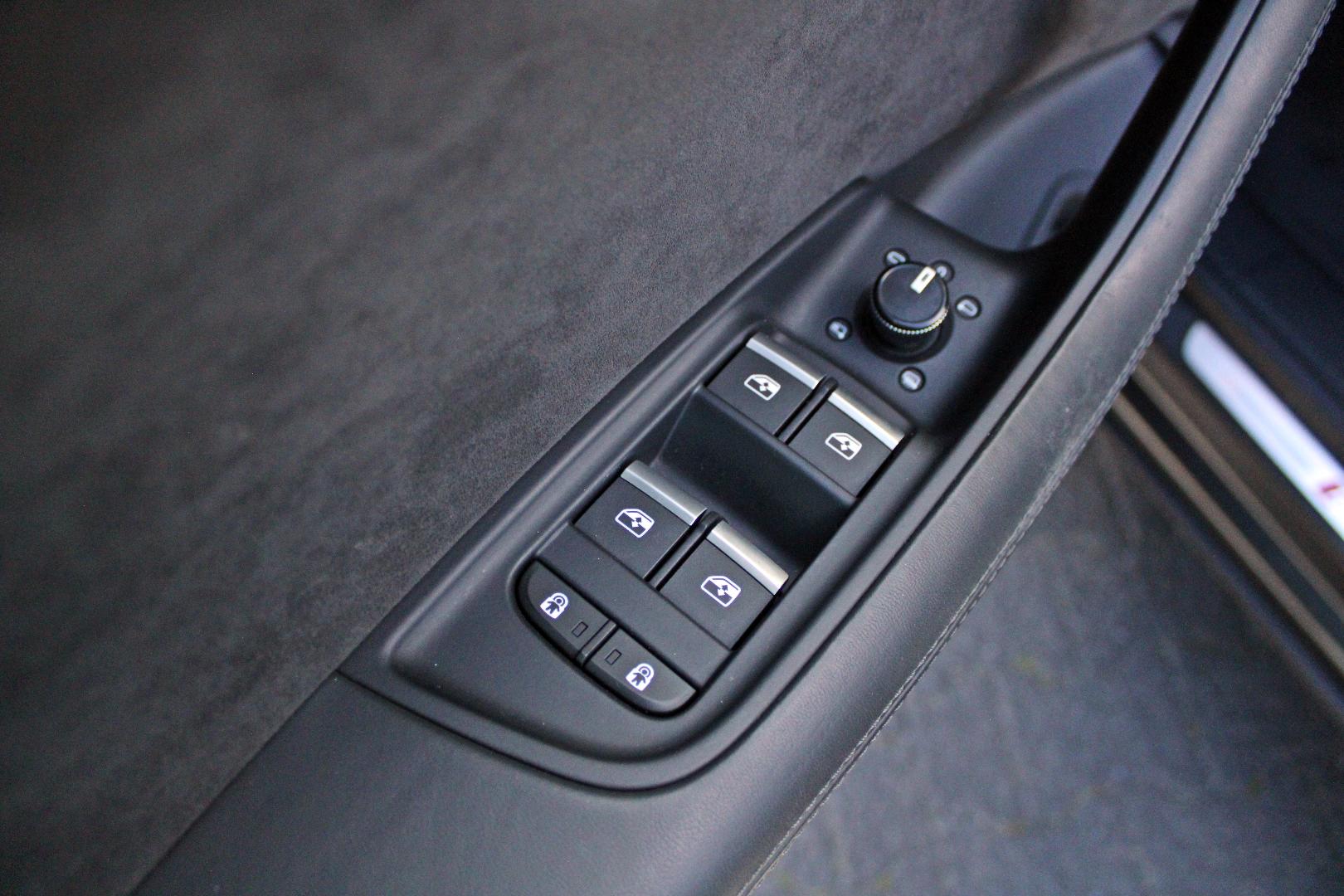 Image about Audi RS Q8 TFSI quattro tiptronic