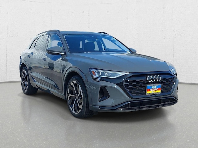 2024 Audi Q8 e-tron