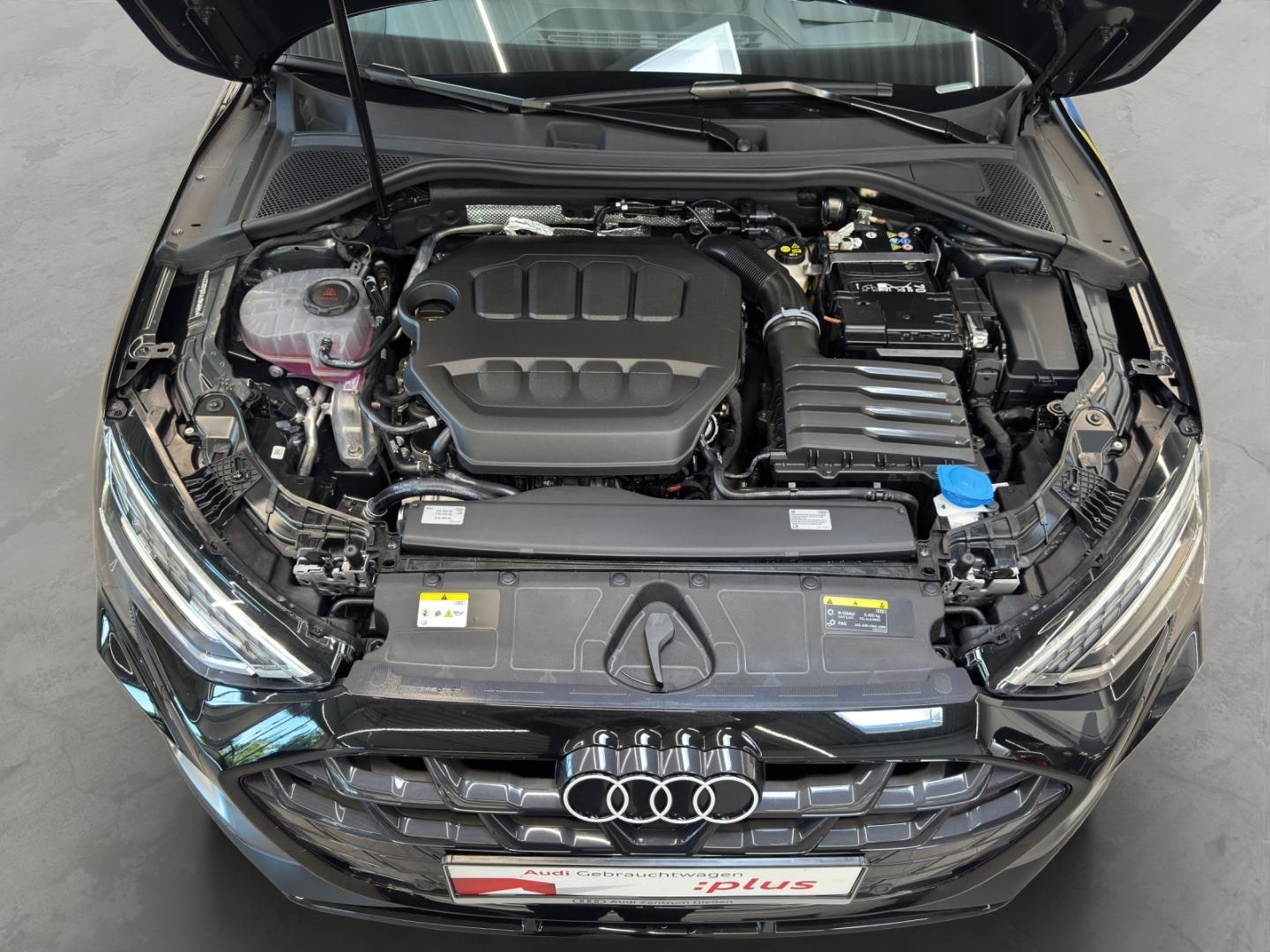 Bild über Audi A3 Sportback TFSI quattro S tronic - für weitere Informationen kontaktieren Sie den Audi Partner