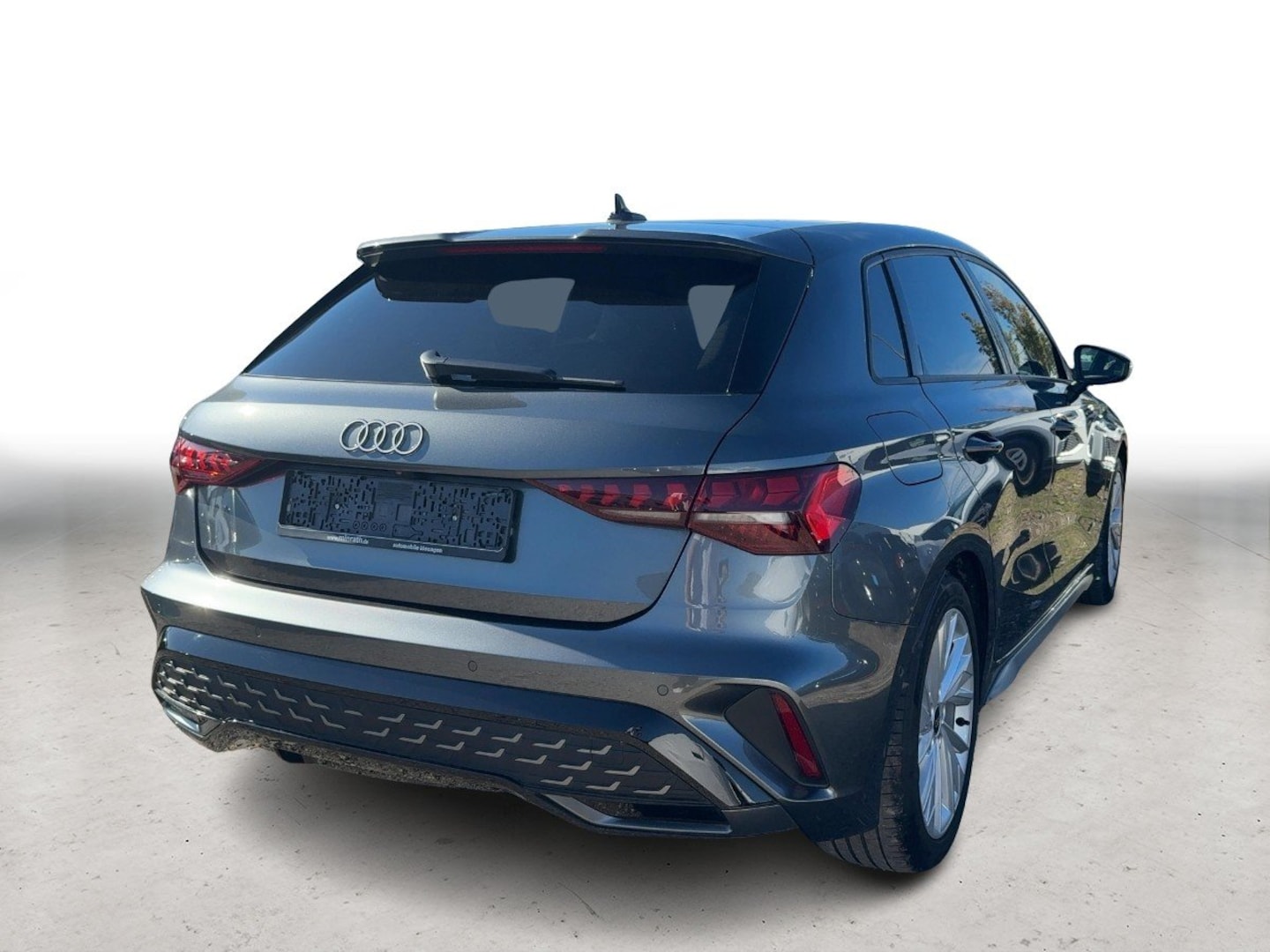 Bild über Audi A3 Sportback S line 35 TFSI S tronic - für weitere Informationen kontaktieren Sie den Audi Partner