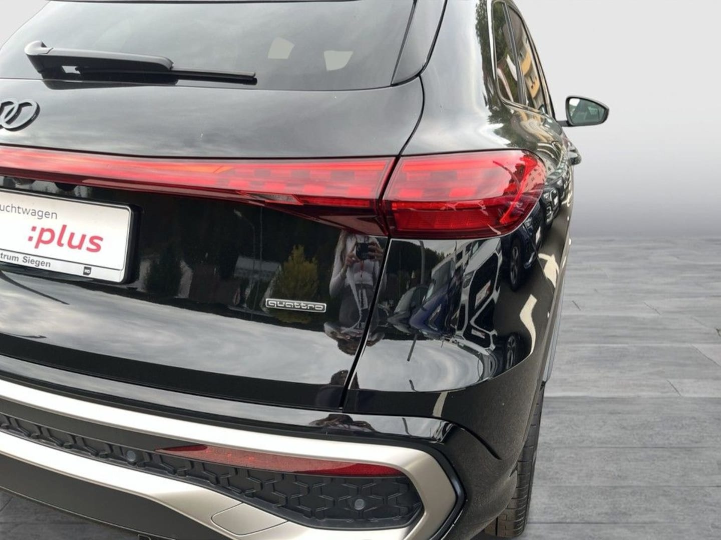 Bild über Audi Q5 SUV e-hybrid e-hybrid quattro 270 kW S tronic - für weitere Informationen kontaktieren Sie den Audi Partner