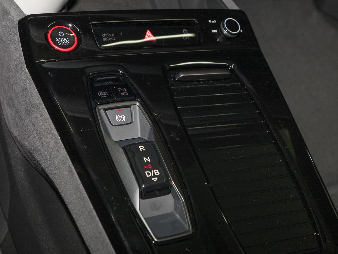 Image about Audi S6 Avant e-tron e-tron