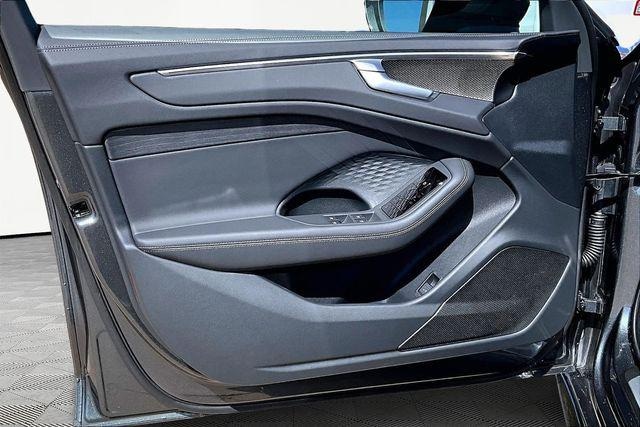 2026 Audi A6 Premium Plus - Photo 18