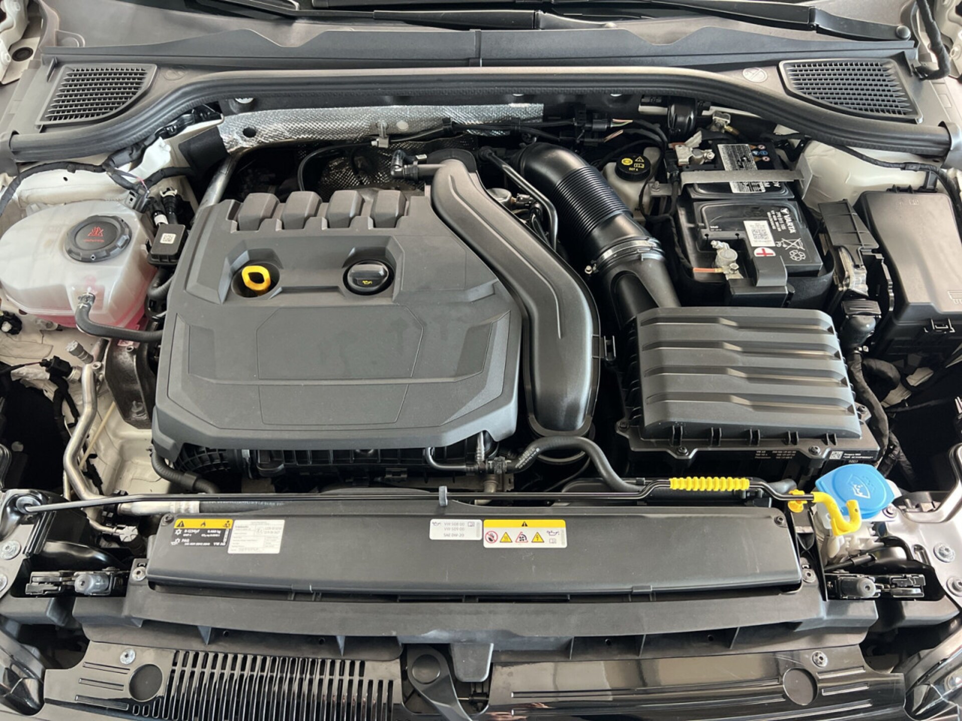 Volkswagen Golf Active