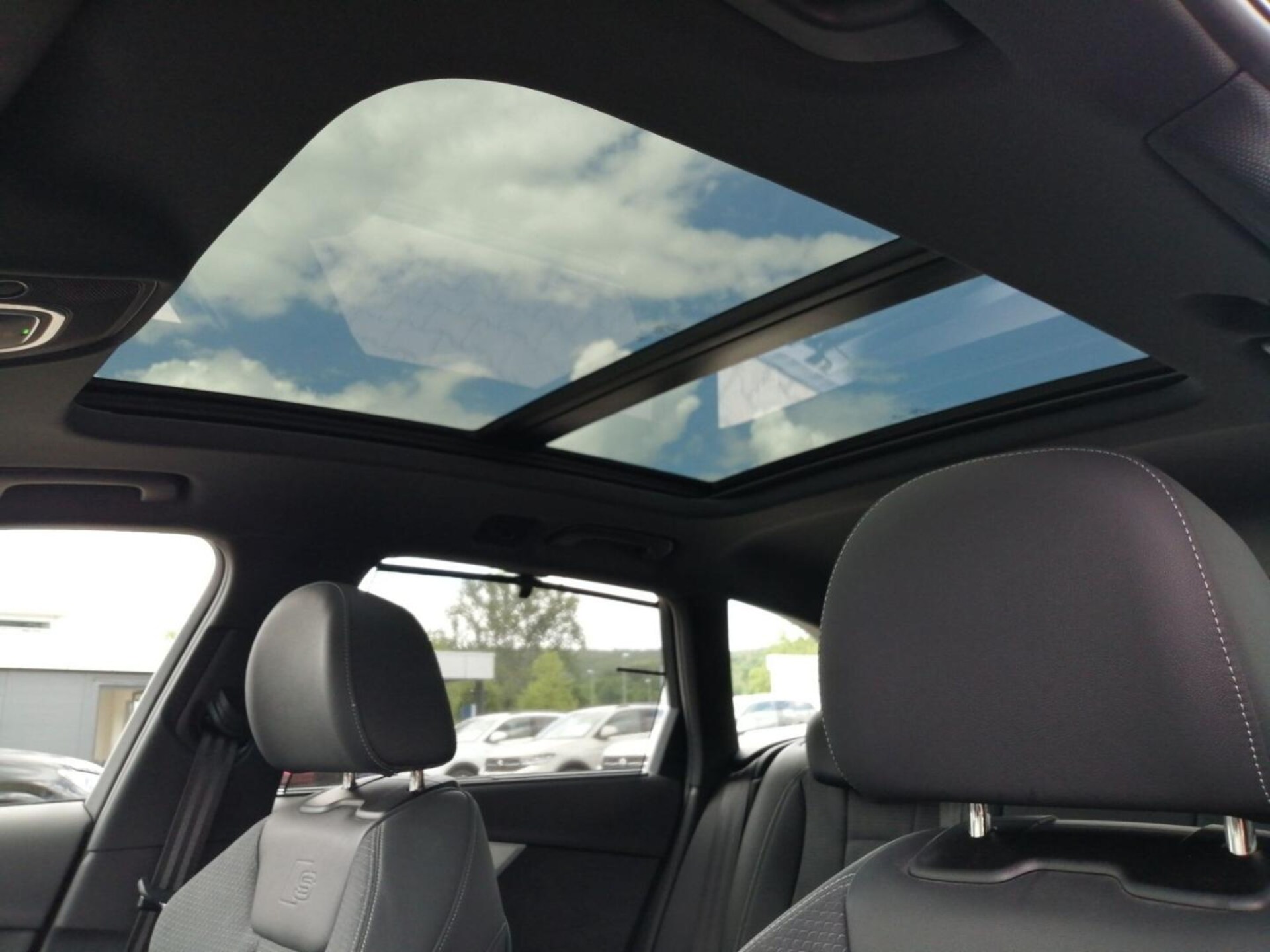 Audi A4 Avant S line