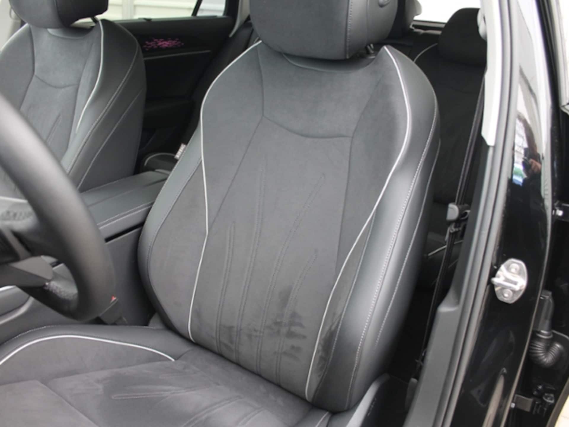 Volkswagen Passat Elegance