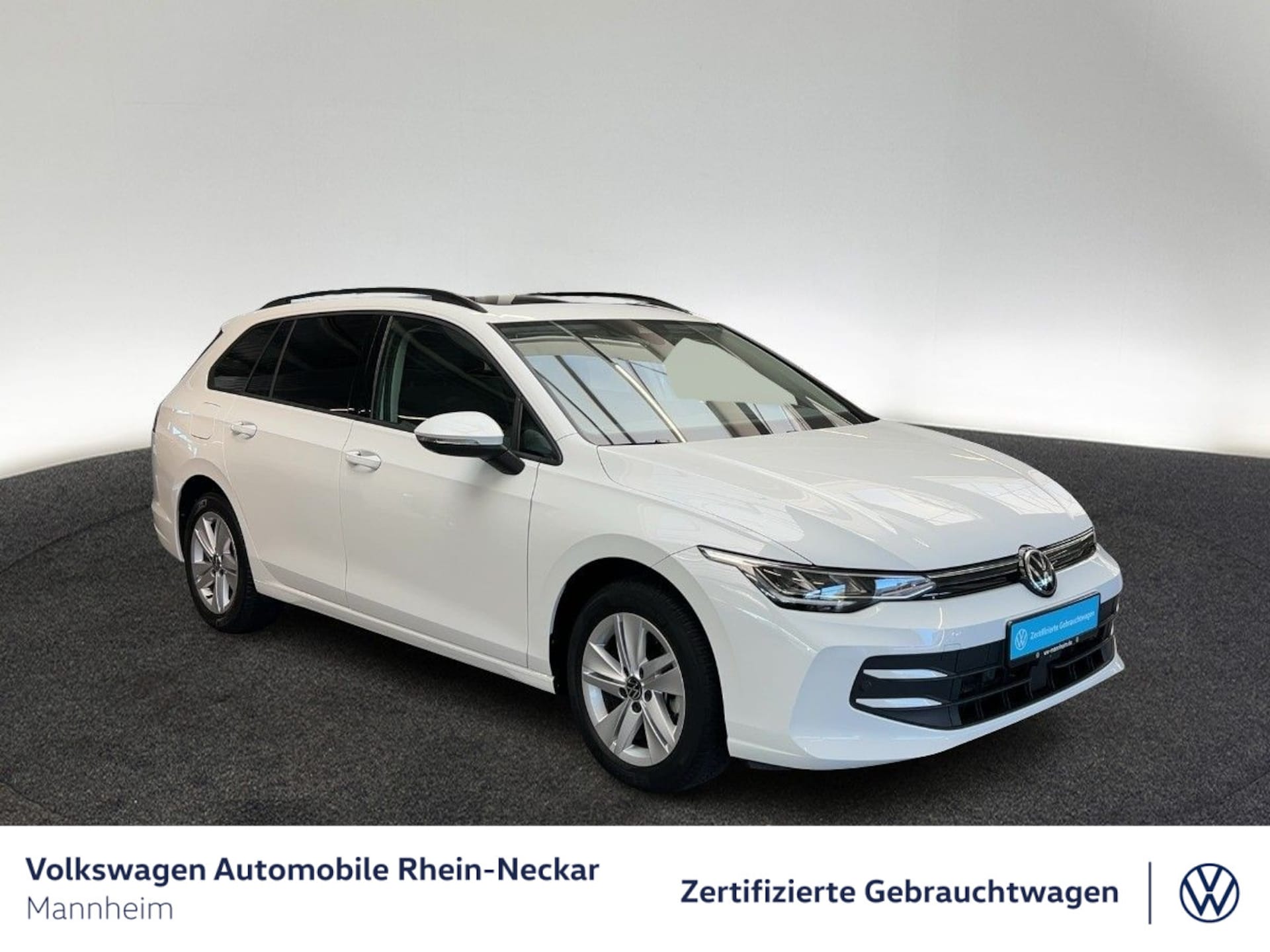 Volkswagen Golf Variant Life
