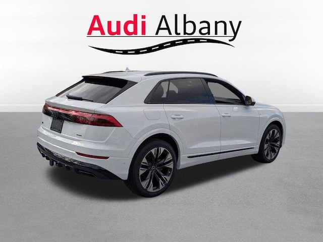 2026 Audi Q8