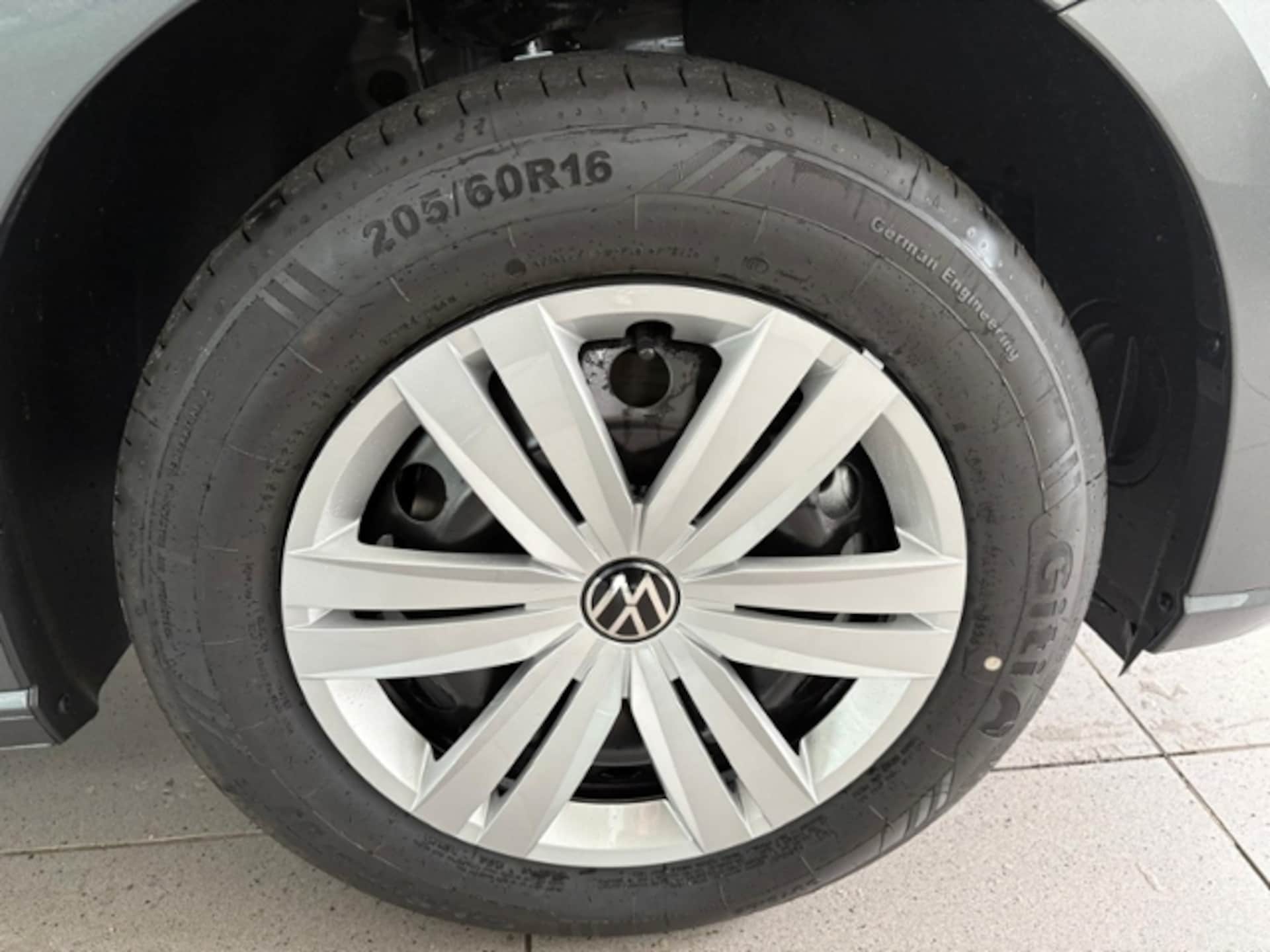 Volkswagen Caddy Basis-Modell