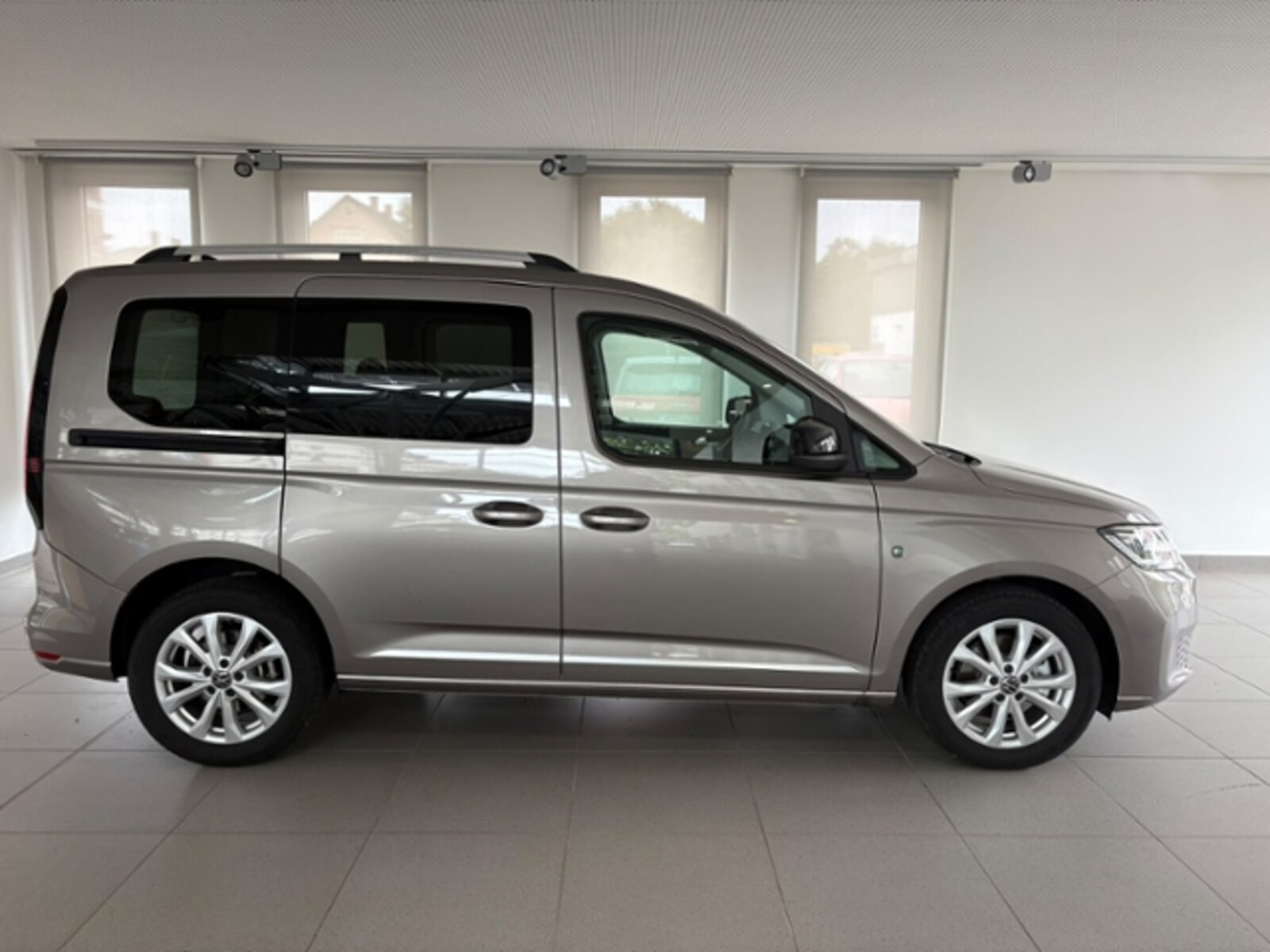 Volkswagen Caddy – Bild 6
